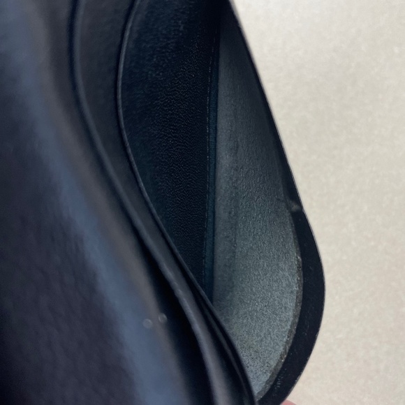 Yves Saint Laurent Vintage Compact Kiss Lock Wallet - Black - Preowned - Picture 6 of 15